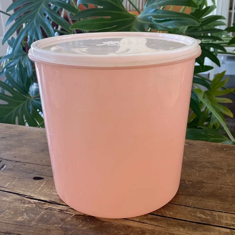 Vintage Eagle Super Seal Pink Container. Made in USA - Picture 1 of 6